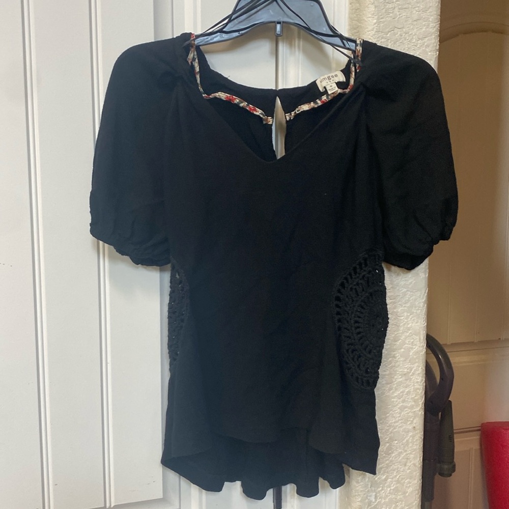 Black Beach Top